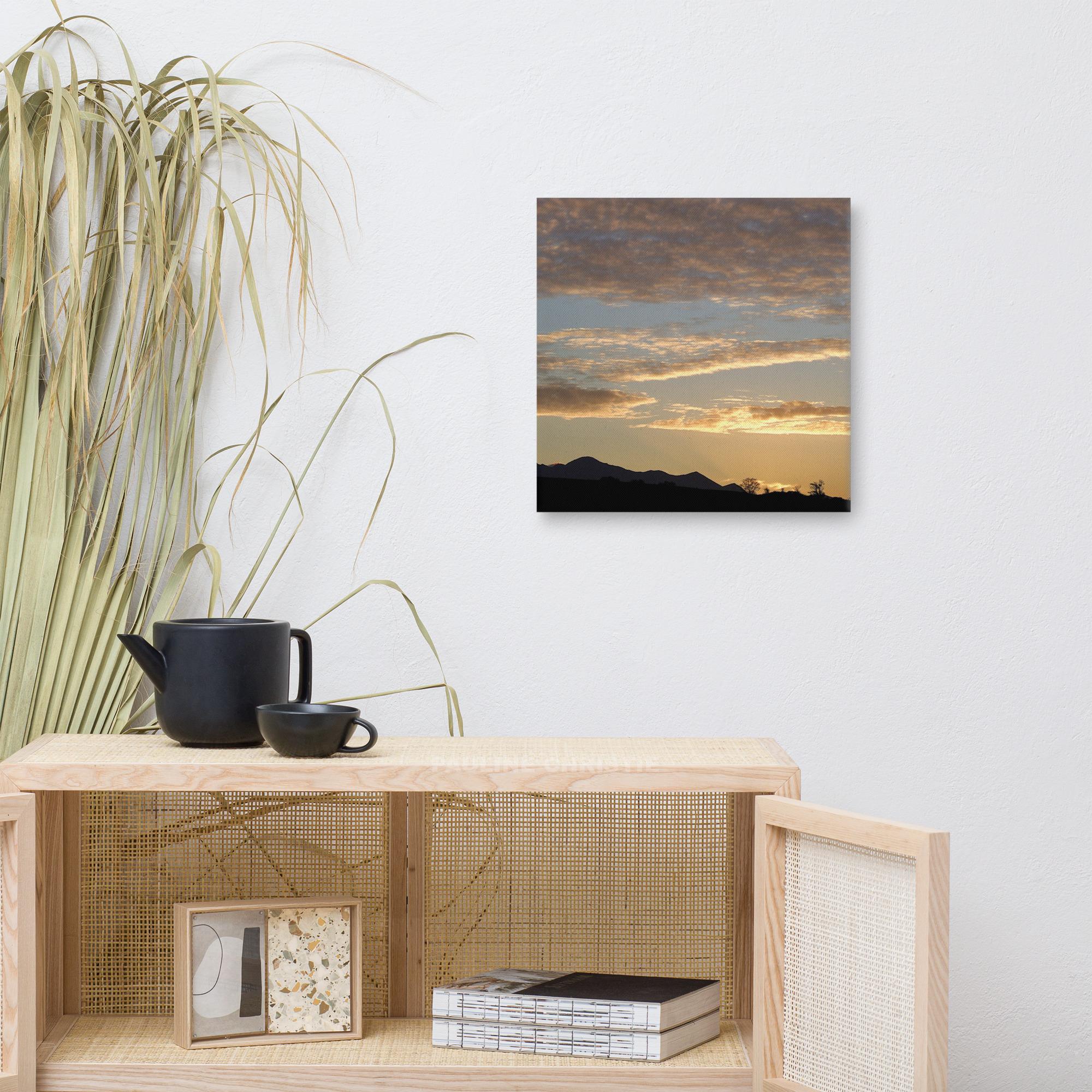 Sunset over Macgillycuddy reeks mountain range in County Kerry