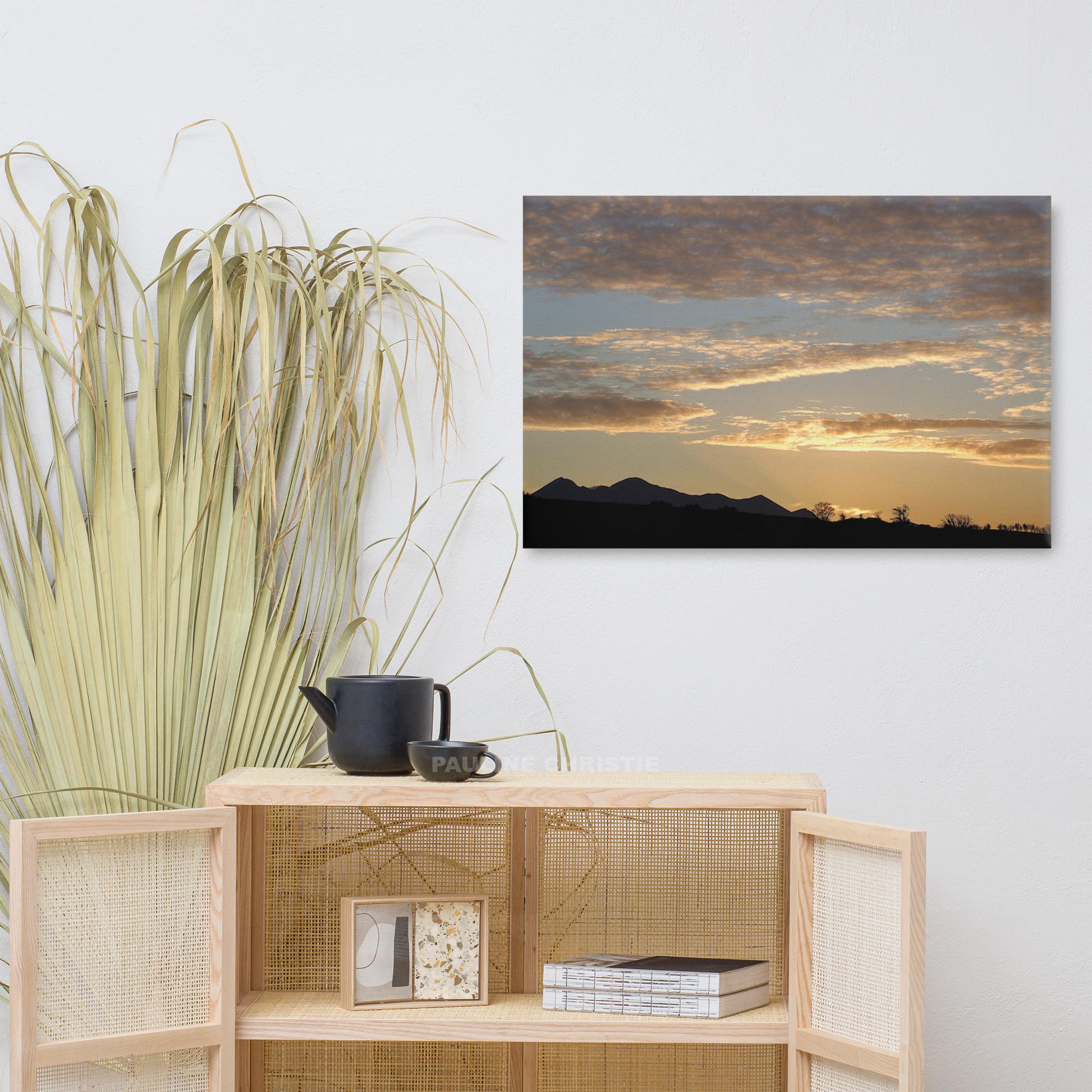 Sunset over Macgillycuddy reeks mountain range in County Kerry